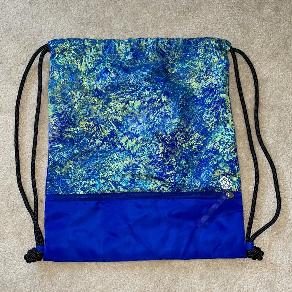 lululemon 2019 SeaWheeze entry backpack